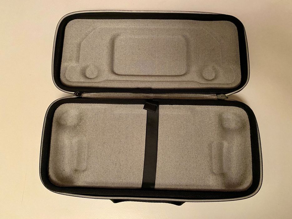 Оригинален кейс за Steam Deck — състояние като нов!