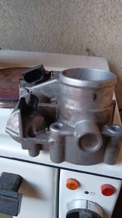 Дросел за Фиат Браво 1.4/90 коня.