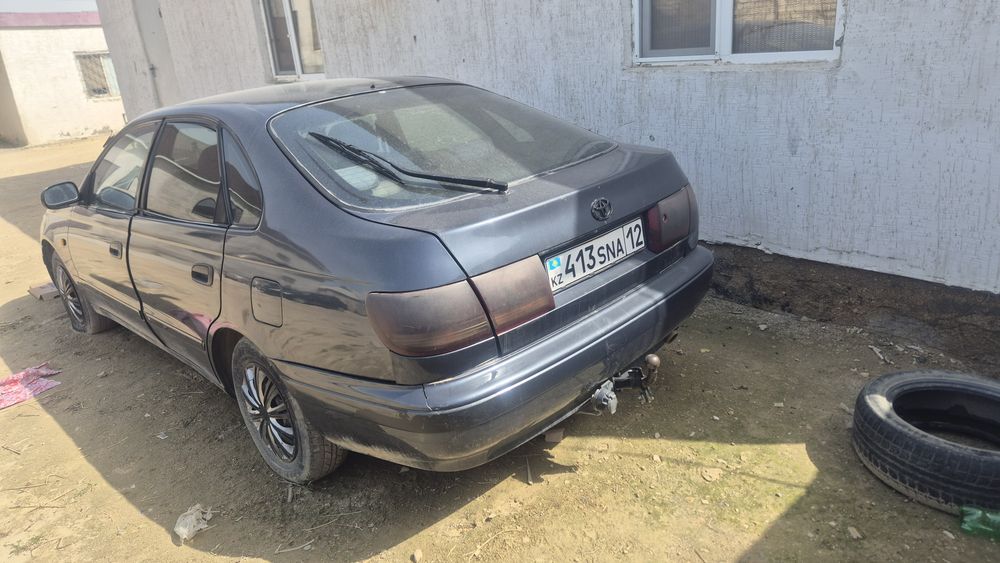 Автомобиль тойота