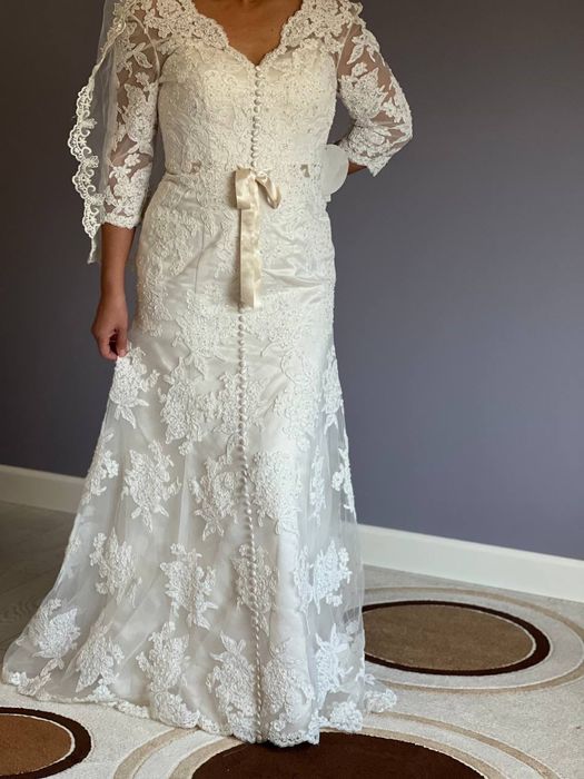 Свадебное классическое платье со шлейфом Oleg Cassini с биркой