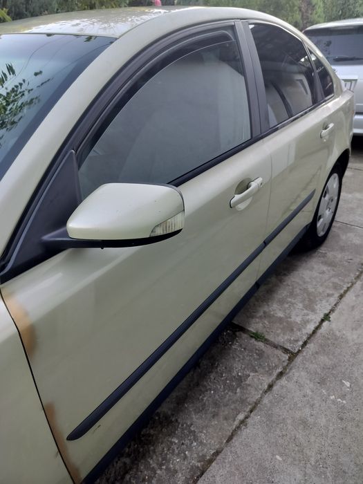 Volvo S40 2.0 diesel,an 2004