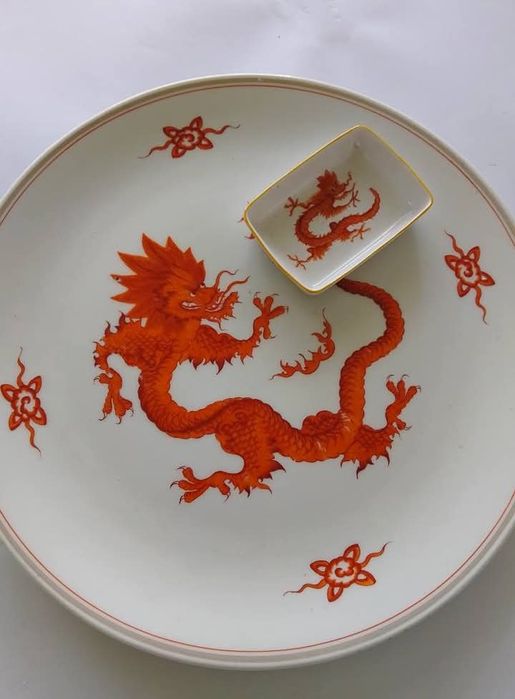 Meissen Wandteller, 1963 год.стенна чиния
Meissen Red Ming Dragon
 Гол