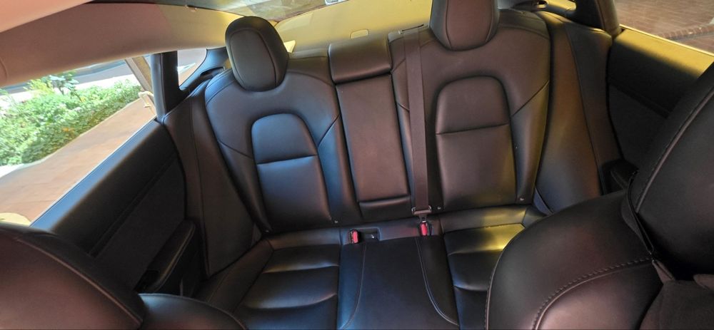 Tesla model 3 Fargona