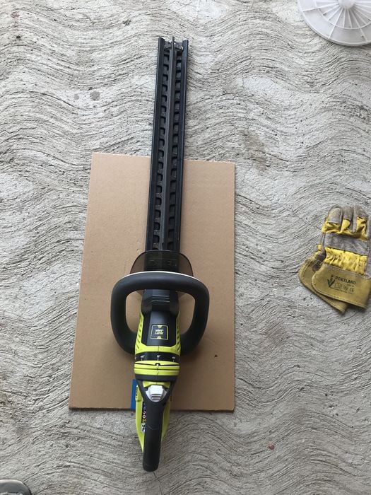 Foarfeca Tuns Gard Viu Ryobi  OHT 1855R Doar Corp