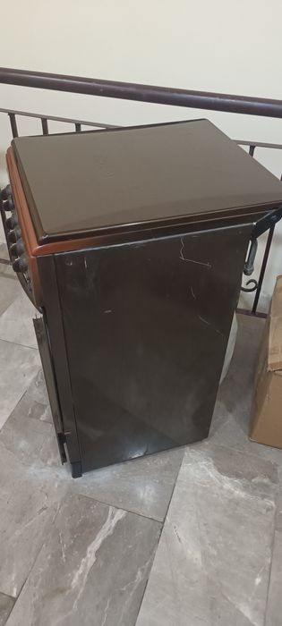 Продаю газовую плиту