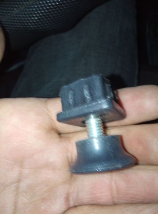 Парта, стол стуллар учун заглушки ношкалар