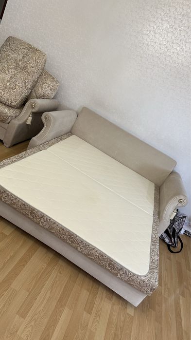 Продам мягкий уголок