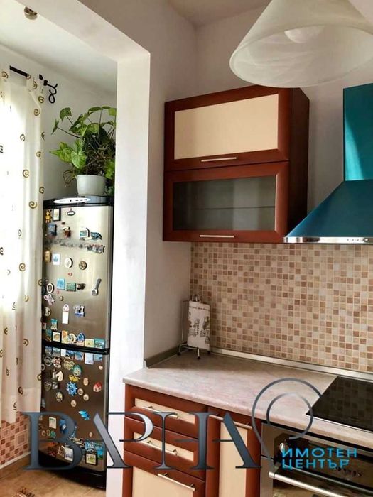 Тристаен на ТОП локация - Левски