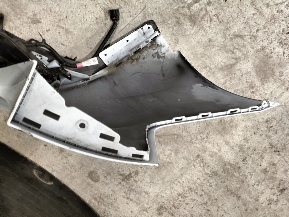 Задна броня Tesla Model 3 Highland / Тесла Модел 3 Хайленд 2024г.