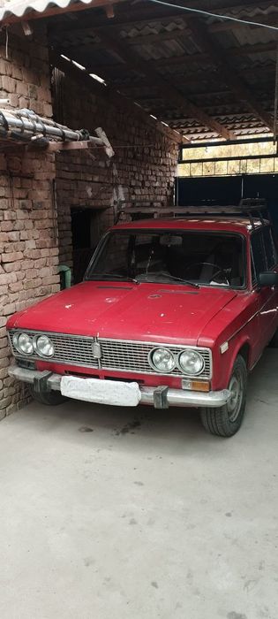 Продаеться машина жигули 03