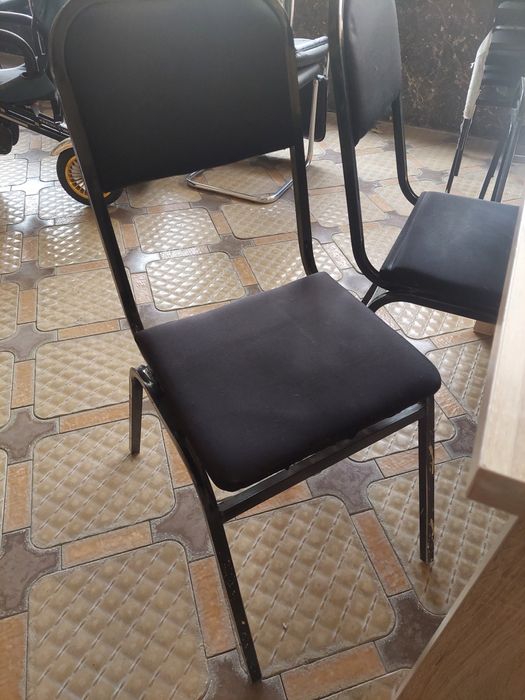 Arzon narxda parta stullar sotiladi. Bunaqa narx hattoki sexdan ham yo