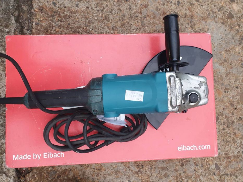 Оригинални ъглошлайфи Макита GA9050R и Бош GWS1400