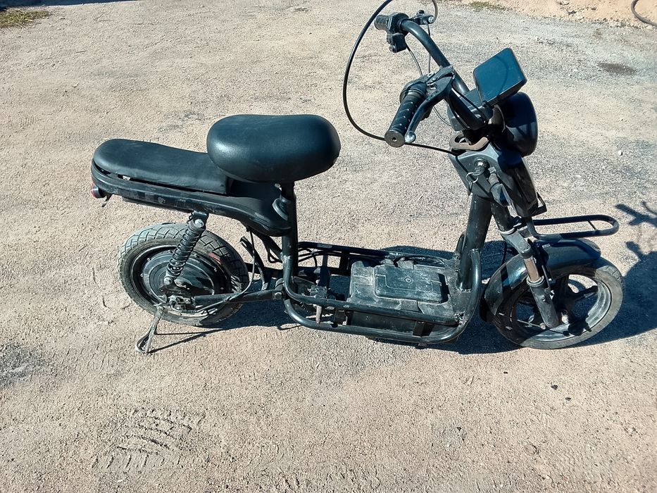 Срочно продам электроскутер