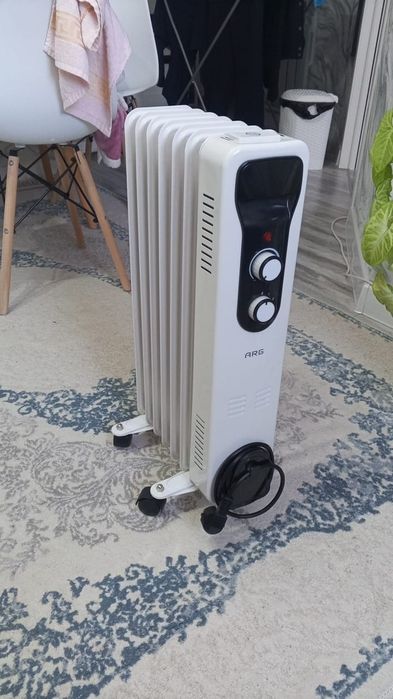 Продам масляный радиатор