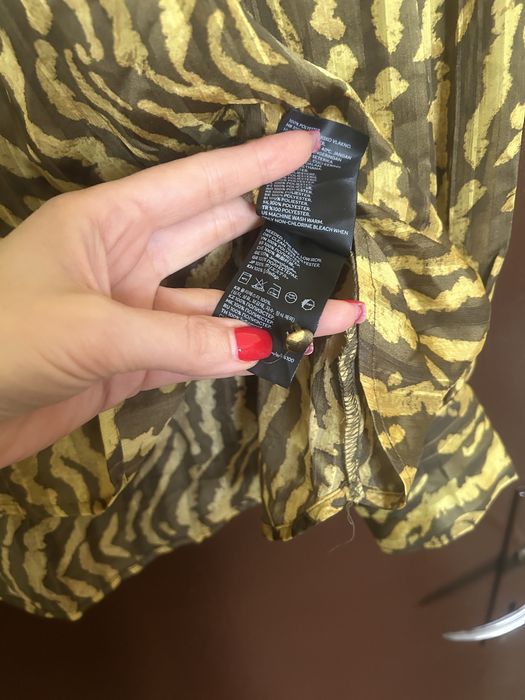 Чисто нова дамска риза H M