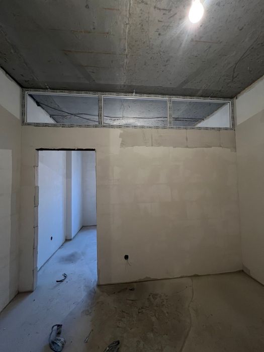 Пластик перегородка между комнатами