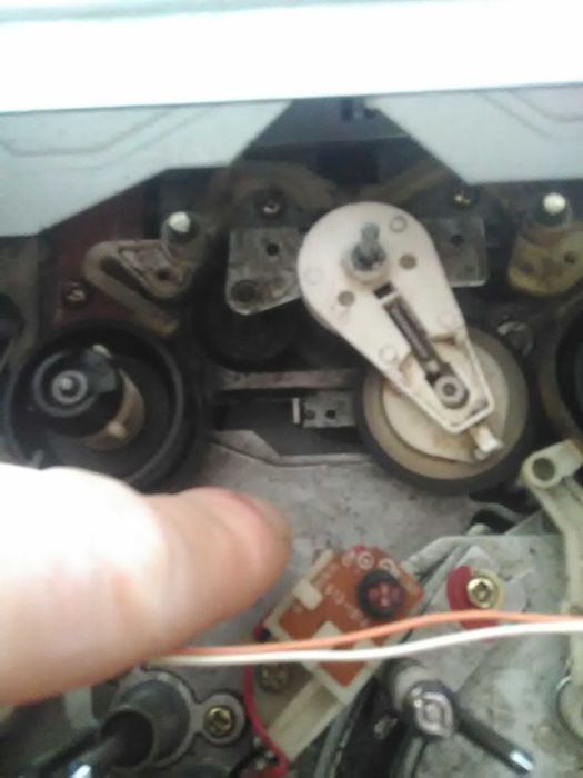 Видео магнетофон марка YOKO VCR HQ1