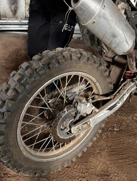 Мотоцикл б/у торг есть