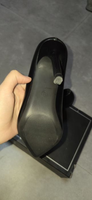 Туфли новые 35 размер