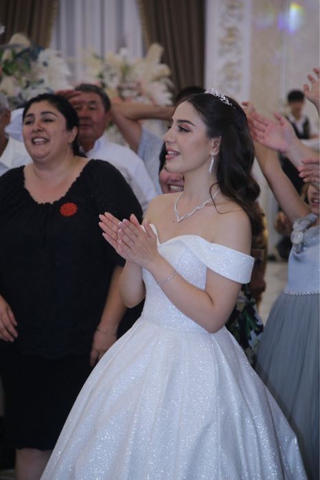 Свадебное платье пышное