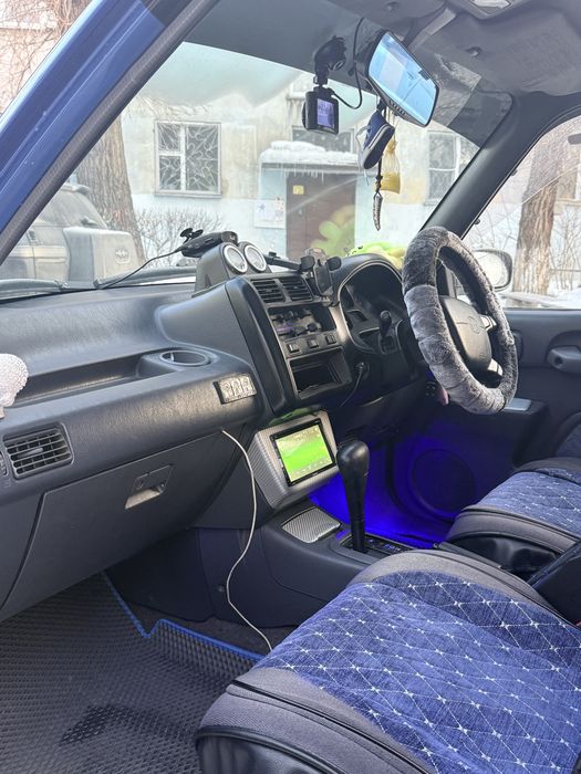 Продам Toyota rav 4