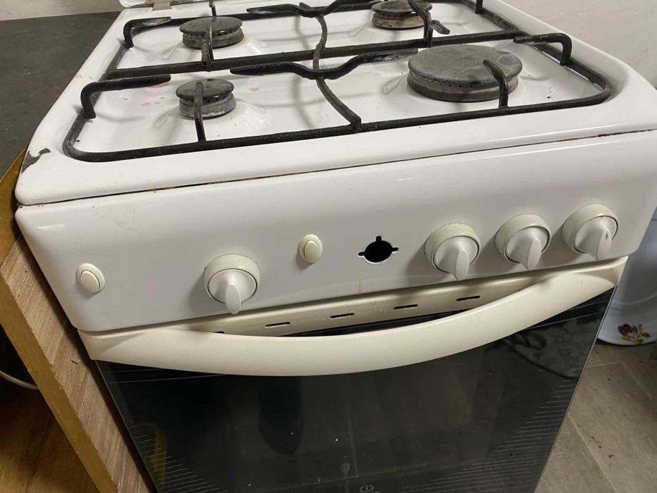 Газплита индезит