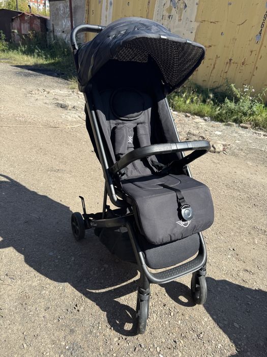 Продам коляску EasyWalker Mini