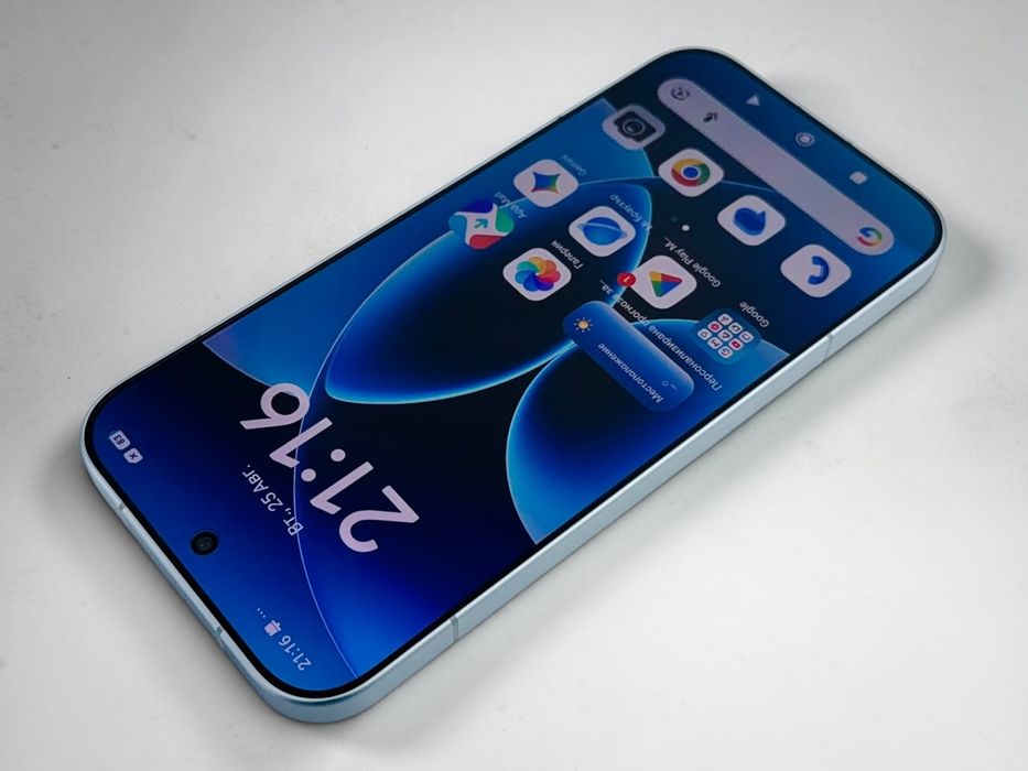 НОВ! Xiaomi 17 512GB 12RAM Ice Blue 5 заряда! Гаранция!