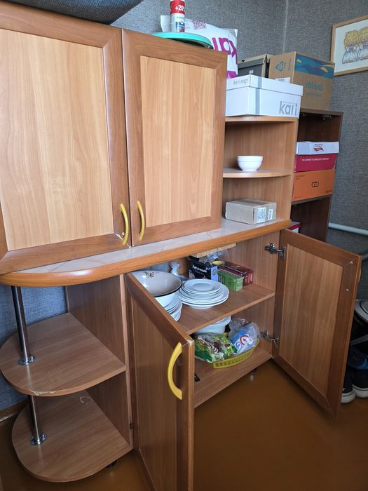 Продам кухонный гарнитур.