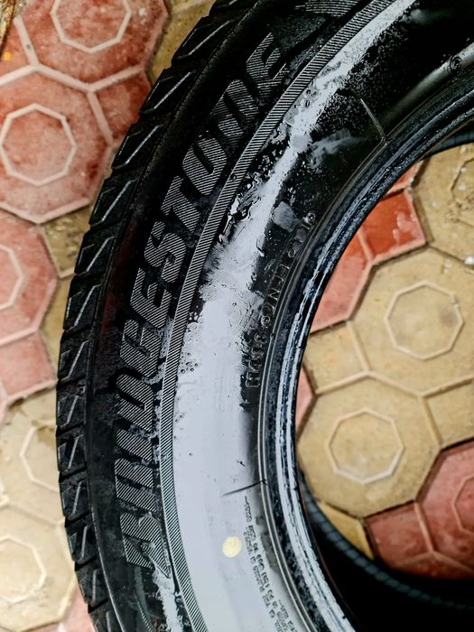 Anvelope iarnă Bridgestone 235 65 17