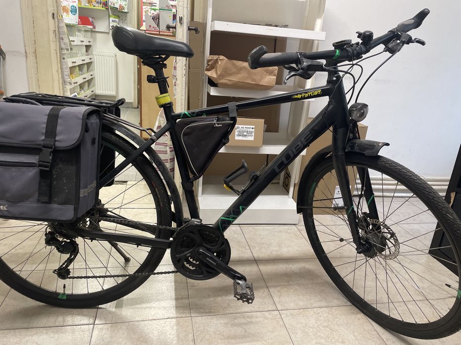Bicicleta Cube travel