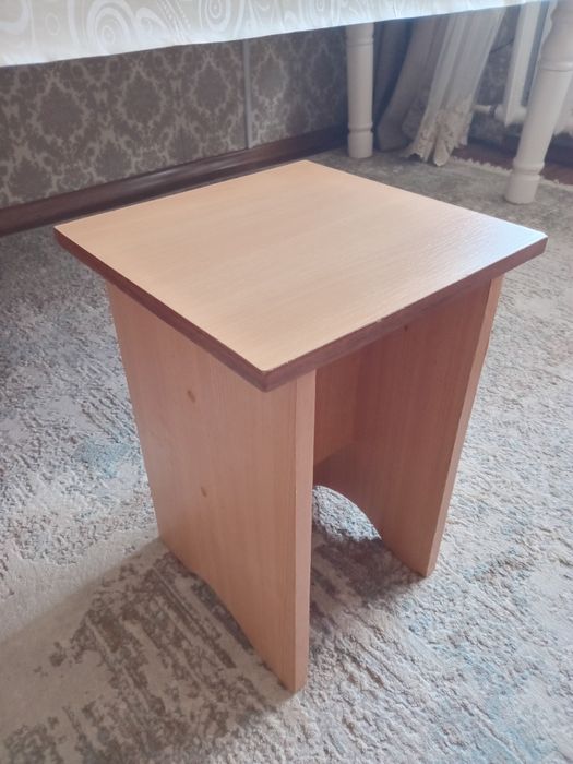 Деревянная табуретка 4штуки