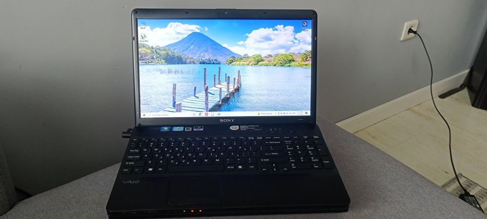 Sony Vayo  VPCEH