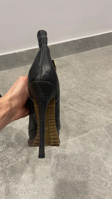 Батильоны женские лаковые