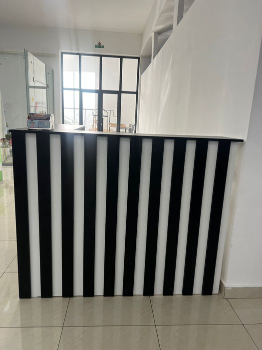 Продам ресепшн..