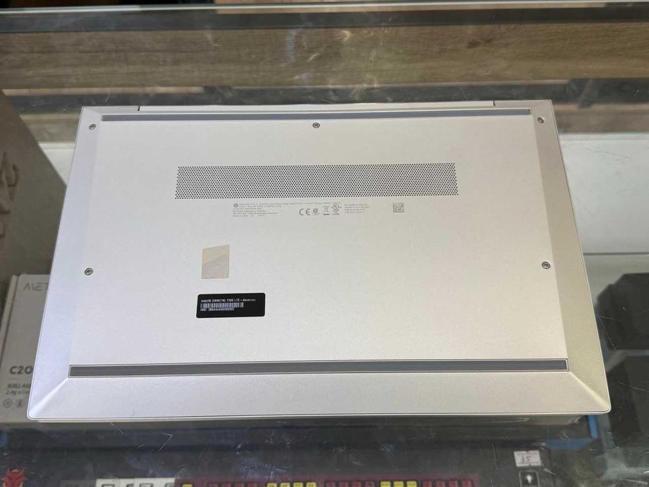 HP ELITEBOOK 840 G8 Core i7-1185G7 ram 16 ssd 256 LTE