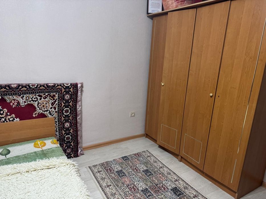 Продам спальный гарнитур