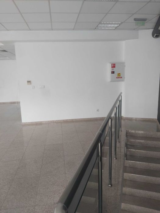 Дава се под наем Офис в София, Център - 160 кв.м за 2200 € - Снимка #4