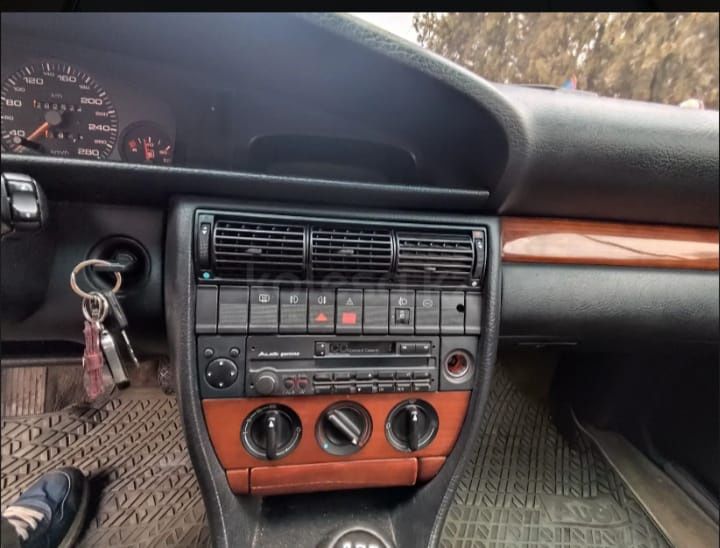 Продам Audi -100