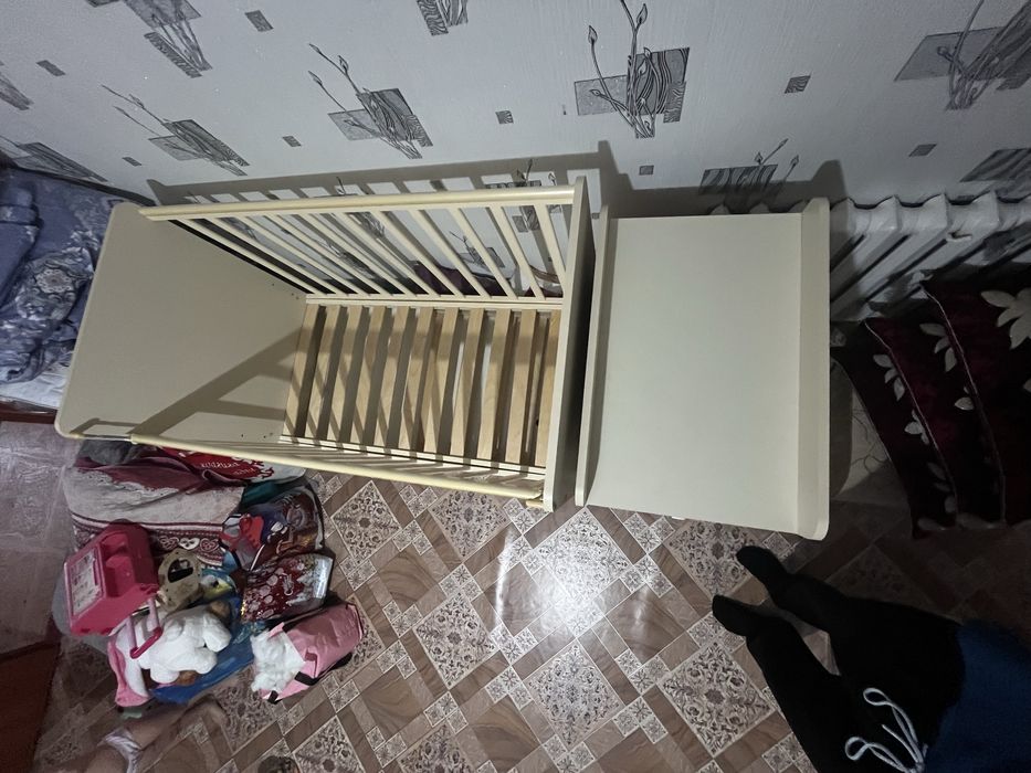 Продается детская кровать манеж