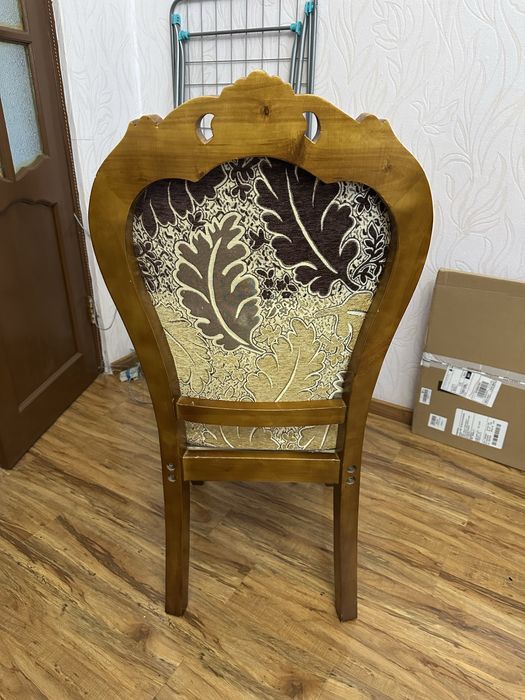 Стулья для гостиной мягкие