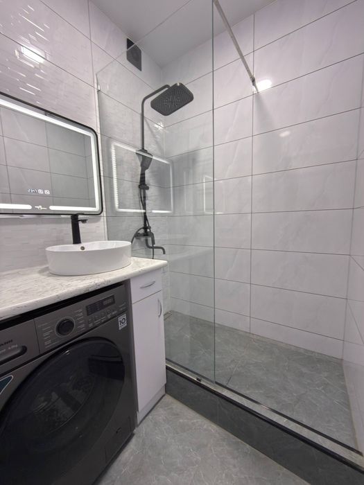 Продаётся квартира Чиланзар 16 квартал 1в2/2/4 панель
