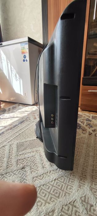 Продам телевизор TOSHIBA