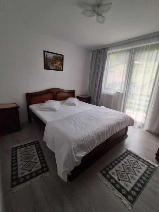 Pensiune de închiriat cu foișor