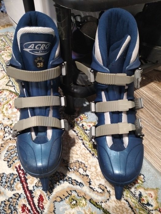 Продам детские коньки б/у