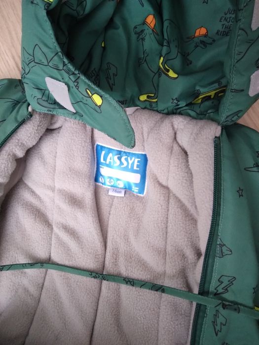 Продам комбинезон новый