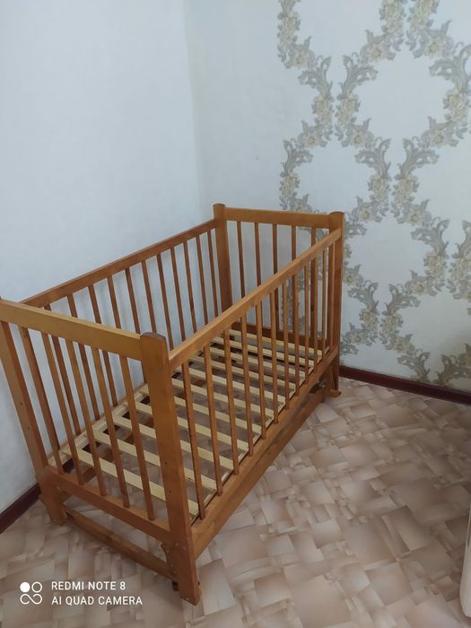 Детская кроватка
