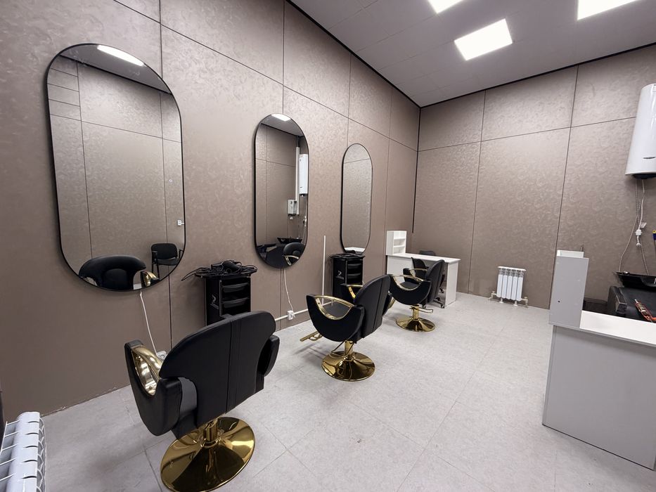 Парикмахерское кресло