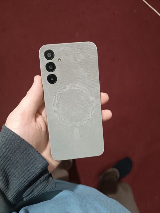 Телефонлар сотилади