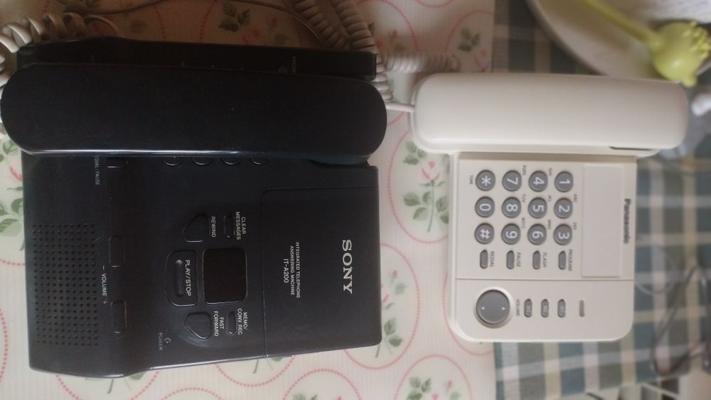 Телефон стационарный 2 шт